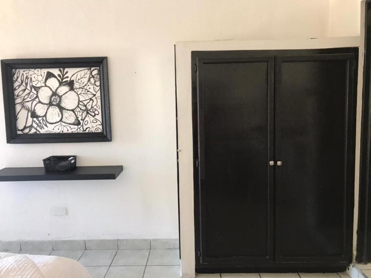 The Next Door Black And White Studio In Cabo Apartamento Cabo San Lucas Exterior foto